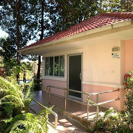 Baan Pingkan Wellness Resort San Kamphaeng Ngoại thất bức ảnh