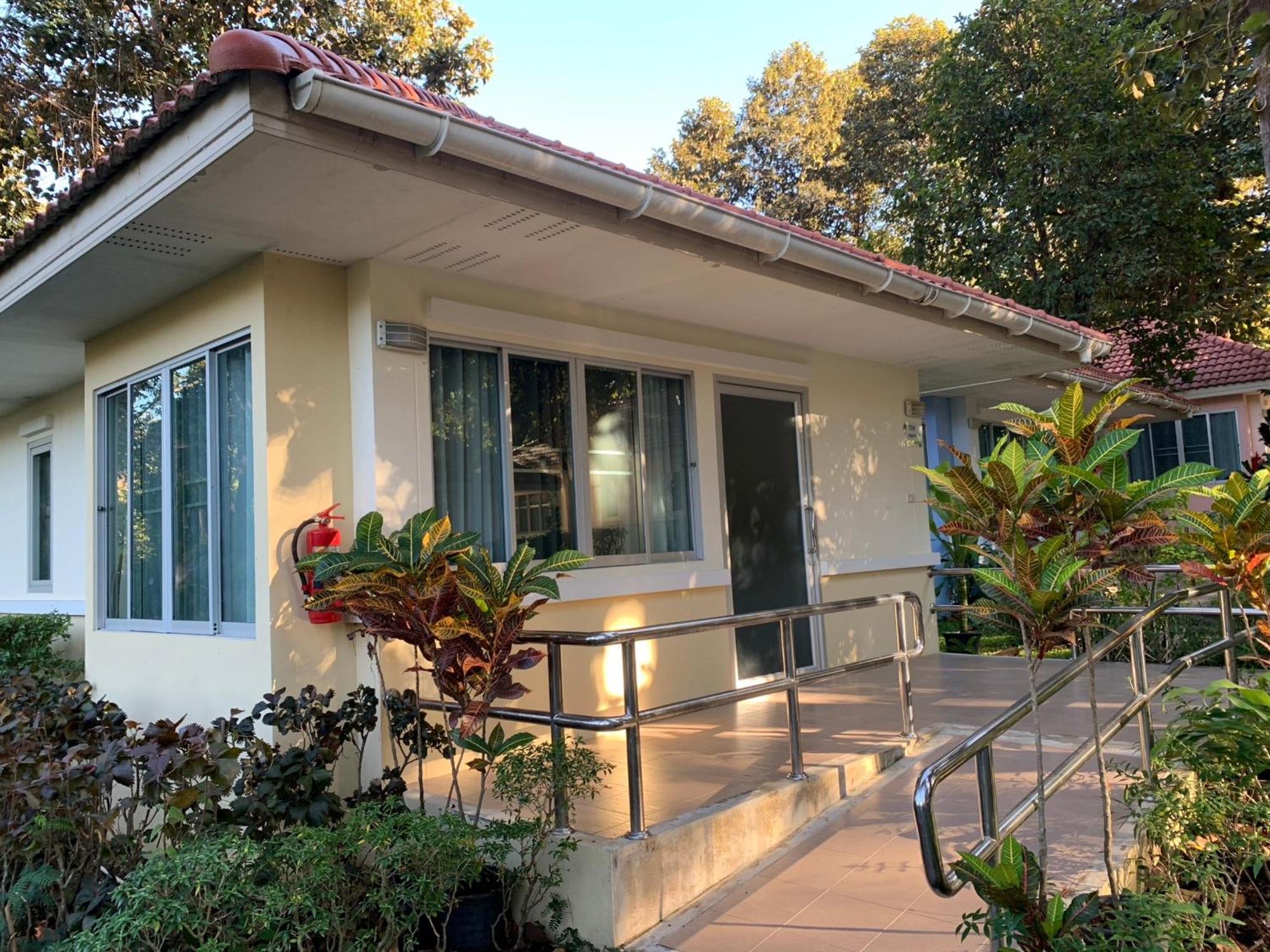 Baan Pingkan Wellness Resort San Kamphaeng Ngoại thất bức ảnh