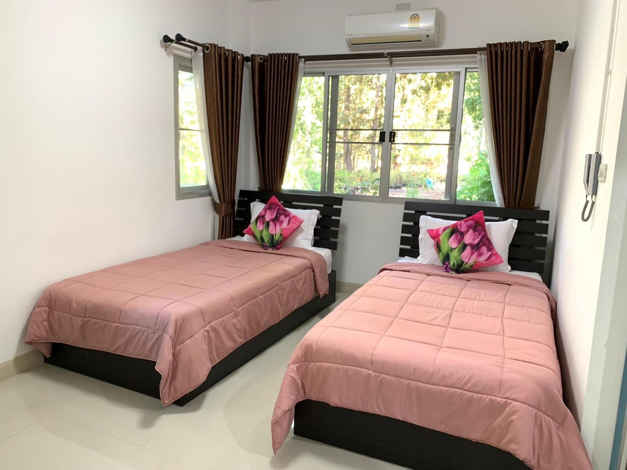 Baan Pingkan Wellness Resort San Kamphaeng Ngoại thất bức ảnh